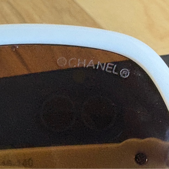 CHANEL White Sunglasses with Brown Lenses.  New In Box.  Square Style. - Picture 5 of 11